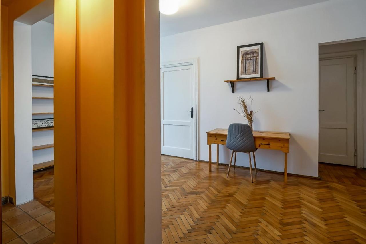 Apartmán Apartament Universitate - Centrul Vechi Bukurešť Exteriér fotografie